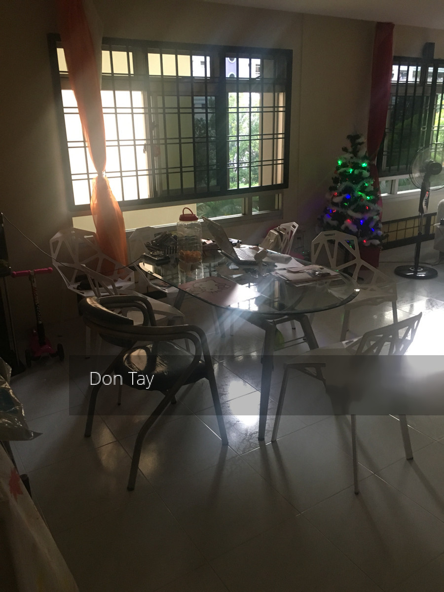 Blk 235 Pasir Ris Street 21 (Pasir Ris), HDB Executive #133914352
